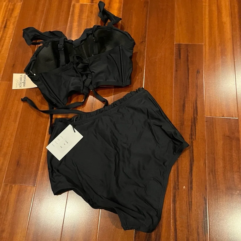 New NWT Unique Vintage Swim Black Bikini Set Two Piece Highwaisted Ruffle Medium
